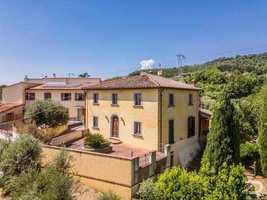 Bauernhaus zum Kauf 570.000 € 9 Zimmer 310 m² 2.000 m² Grundstück frei ab sofort Lamporecchio 51035