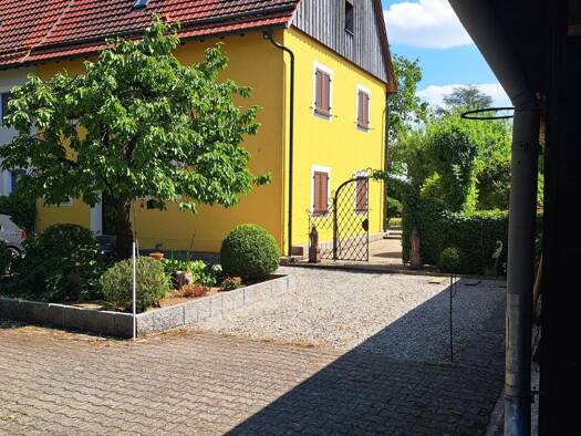 Doppelhaushälfte zum Kauf 885.000 € 8 Zimmer 190 m² 940 m² Grundstück frei ab sofort Pyrbaum Pyrbaum 90602