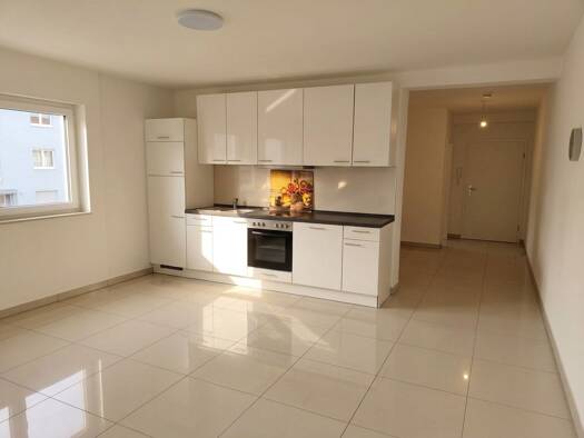 Wohnung zur Miete 900 € 3 Zimmer 75 m² Geschoss 1/2 frei ab 01.12.2026 Mittelstraße 7 b Bad Nauheim Bad Nauheim 61231