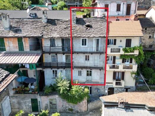Doppelhaushälfte zum Kauf 130.000 € 4 Zimmer 143 m² frei ab sofort Oggebbio 28824