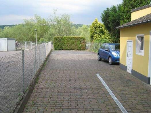 Außenstellplatz zur Miete provisionsfrei 70 € Frankfurter Str. 63 Hennef Hennef (Sieg) 53773