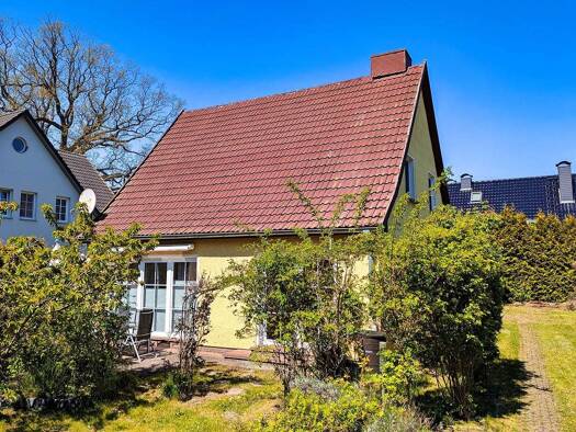 Haus zum Kauf 679.000 € 7 Zimmer 154 m² 736 m² Grundstück Hülsenstr. 9 Prerow 18375