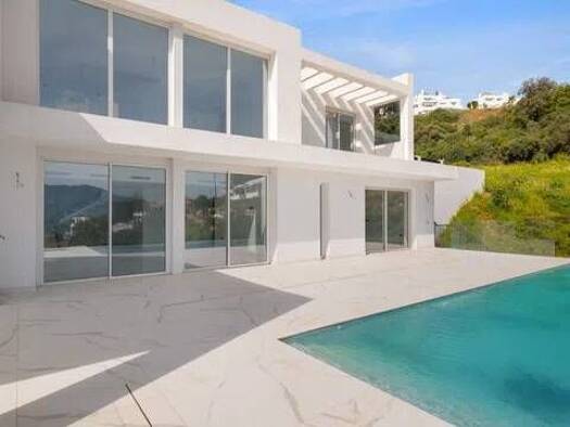 Chalet zum Kauf 1.599.000 € 4 Zimmer 297 m² Calle Cantabria, 1 Ojén 29610