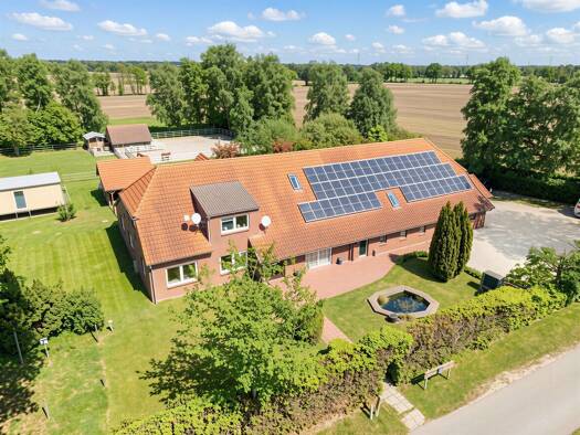Einfamilienhaus zum Kauf 1.100.000 € 12 Zimmer 650 m² 5.737 m² Grundstück Moorwinkelsdamm Bockhorn 26345