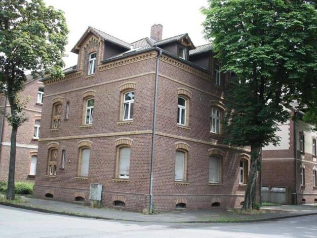 Wohnung zur Miete nur mit Wohnberechtigungsschein 235 € 1,5 Zimmer 41,2 m² 1. Geschoss Sterkrader Straße 40 Obermarxloh Duisburg 47166