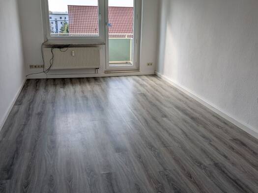 Wohnung zur Miete 499 € 4 Zimmer 75 m² Geschoss 2/3 frei ab sofort Seligenstädter Straße 12 Aga Gera 07554
