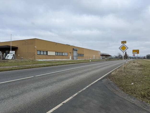 Produktionshalle zur Miete 5.417 m² Lagerfläche teilbar ab 2.650 m² Böckingen - Gewerbegebiet West Heilbronn 74080