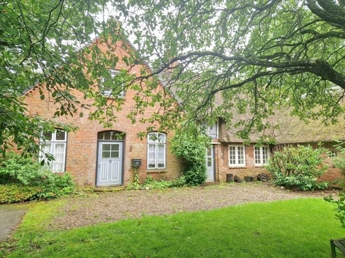 Mehrfamilienhaus zum Kauf 398.000 € 6 Zimmer 160 m²<br/>Wohnfläche 1.763 m²<br/>Grundstück Westerweg 8 Galmsbüll 25899