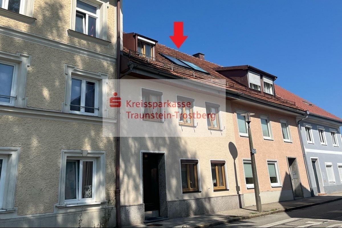 Reihenmittelhaus zum Kauf 229.000 € 6 Zimmer 110 m²<br/>Wohnfläche 58 m²<br/>Grundstück Traunstein Traunstein 83278