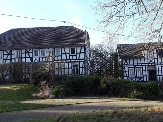 Mehrfamilienhaus zum Kauf 490.000 € 15 Zimmer 450 m² 5.198 m² Grundstück Mehren 57635