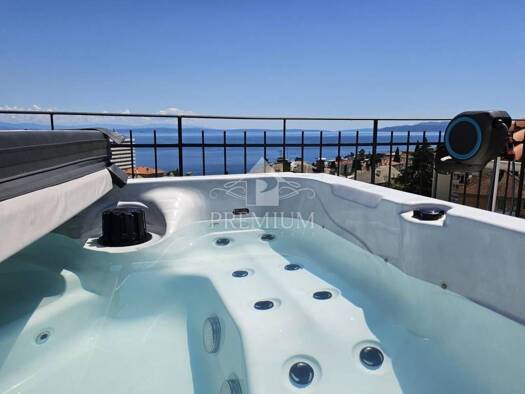 Wohnung zum Kauf 700.000 € 3 Zimmer 85 m² Opatija - Centar, Opatija Centar