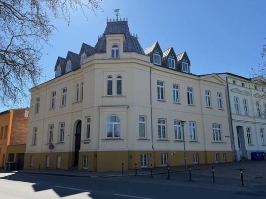Mehrfamilienhaus zum Kauf als Kapitalanlage geeignet 960.000 € 567,3 m² 473 m² Grundstück Güstrow Güstrow 18273