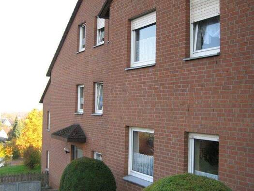 Wohnung zur Miete 445 € 2 Zimmer 63,5 m² 2. Geschoss frei ab 01.06.2026 Gerh.-Hauptmann-Str. 45 a+b Lütmarsen Höxter 37671