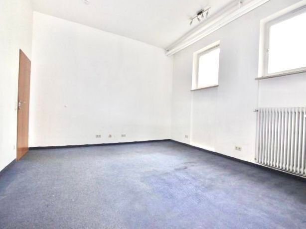 Büro-/Praxisfläche zur Miete 283,50 € 2 Zimmer 40,5 m²<br/>Bürofläche Freilassing Freilassing 83395