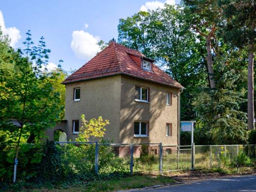Haus zum Kauf 610.000 € 5 Zimmer 101 m² 611 m² Grundstück Kleinmachnow 14532