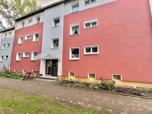 Wohnung zur Miete 503 € 3 Zimmer 60,7 m² 1. Geschoss frei ab 31.10.2026 Umbreitstraße 5 Brechten Dortmund 44339