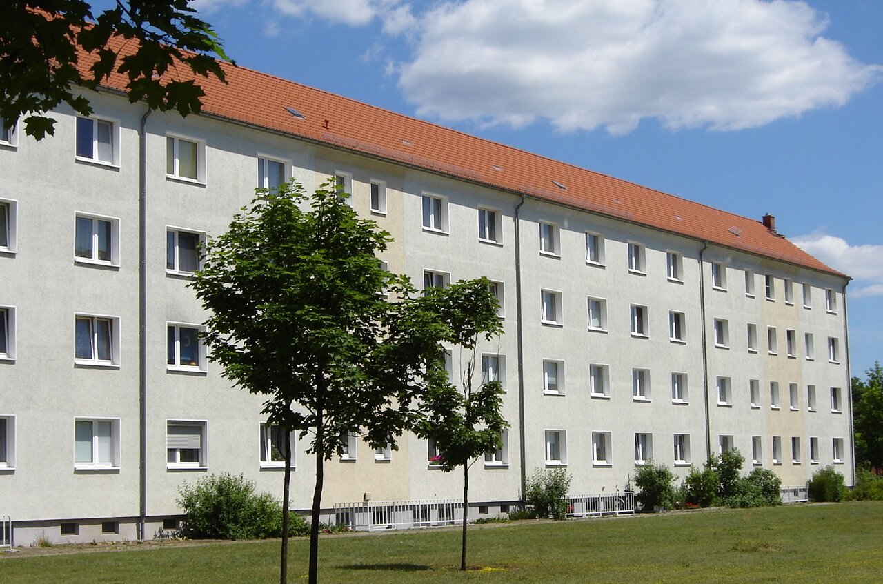 Wohnung zur Miete 317,85 € 2 Zimmer 48,9 m²<br/>Wohnfläche 2.<br/>Geschoss Wilhelmstraße 92 Bahnhofsvorstadt Eisenhüttenstadt 15890