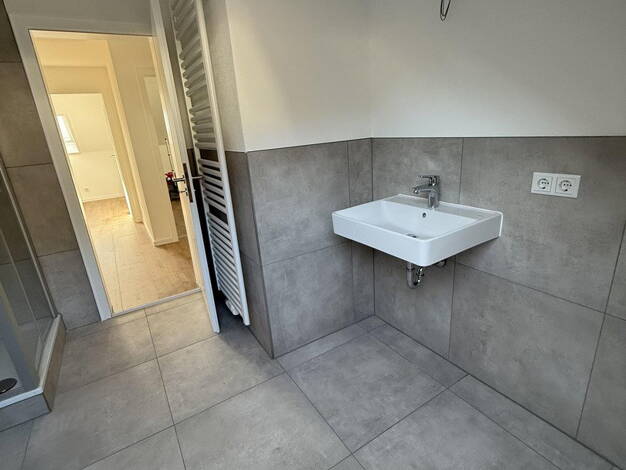 Wohnung zur Miete 800 € 3 Zimmer 77 m² EG frei ab sofort Laudenbach 63925