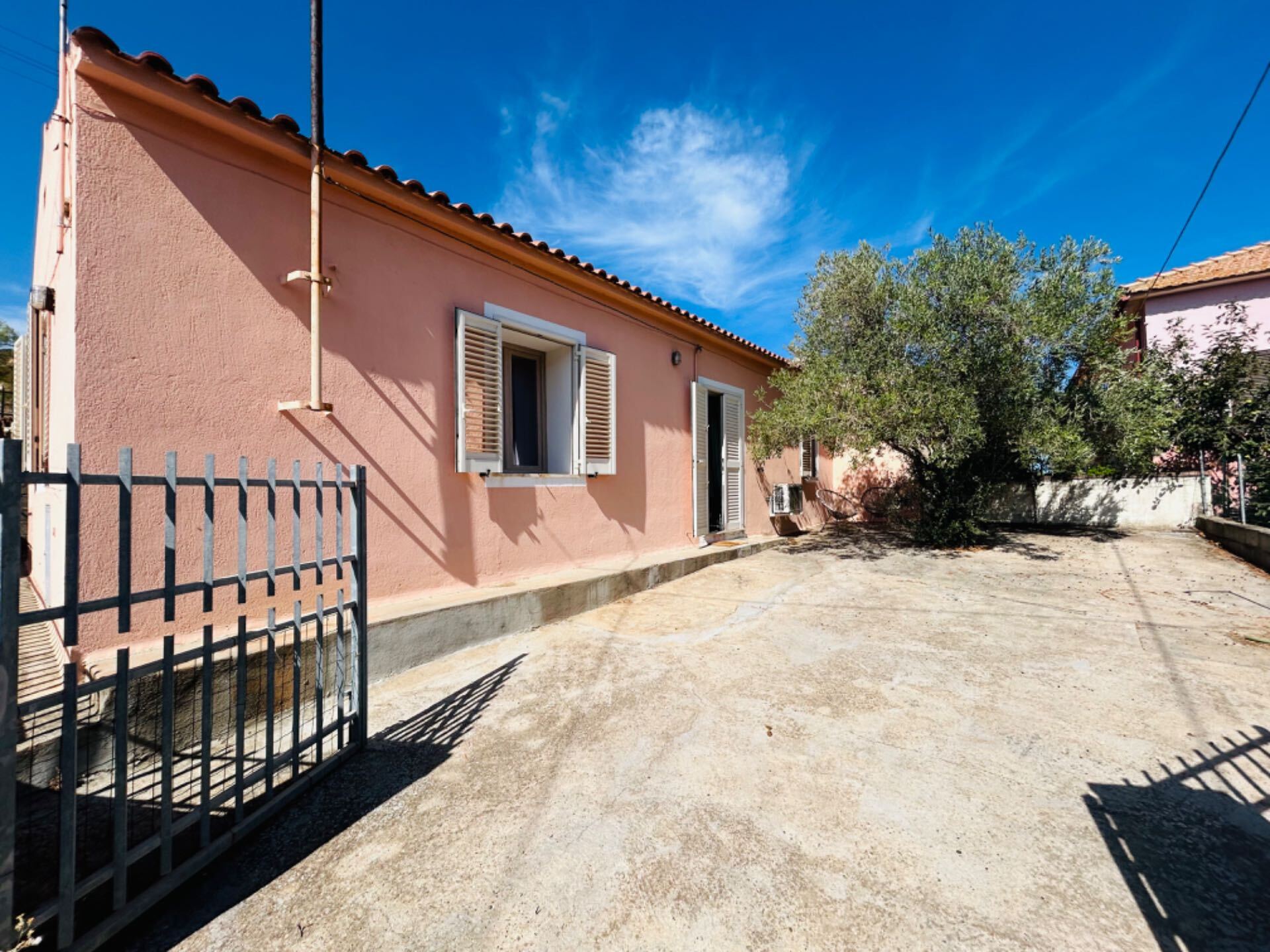 Bauernhaus zum Kauf 175.000 € 4 Zimmer 70 m²<br/>Wohnfläche 170 m²<br/>Grundstück San Gavino - SARDINIEN