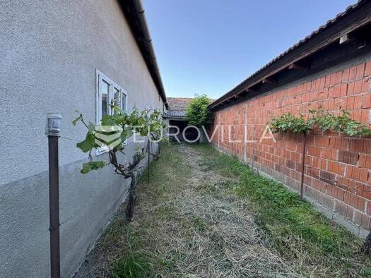 Haus zum Kauf 49.000 € 5 Zimmer 200 m² Strizivojna Strizivojna 31410