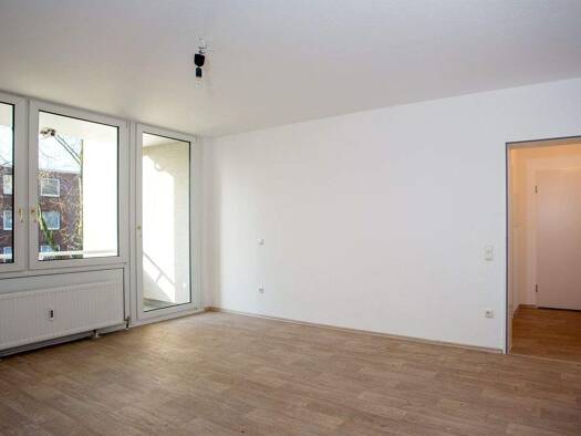 Studio zur Miete 410 € 1 Zimmer 34 m² 3. Geschoss Ottostraße 21 Hochheide Duisburg-Homberg 47198