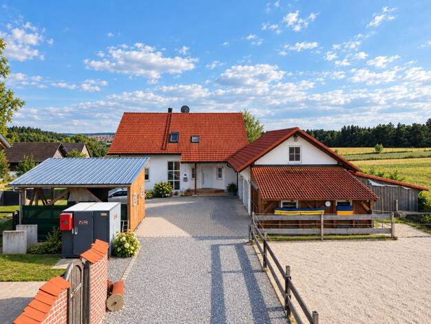 Einfamilienhaus zum Kauf 800.000 € 6 Zimmer 250 m² 3.515 m² Grundstück Grietzen Marklkofen 84163