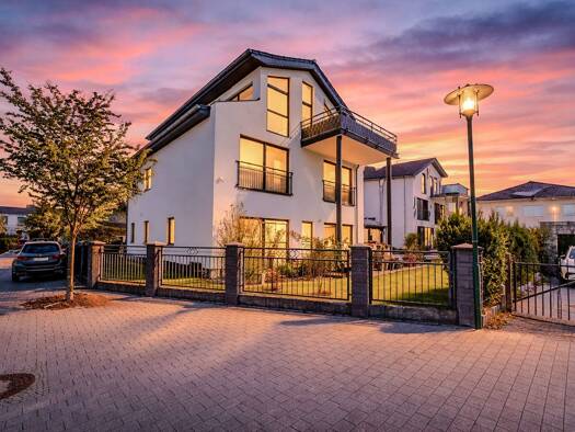 Einfamilienhaus zum Kauf provisionsfrei 1.100.000 € 7 Zimmer 316 m² 460 m² Grundstück Groß Glienicke Potsdam 14467