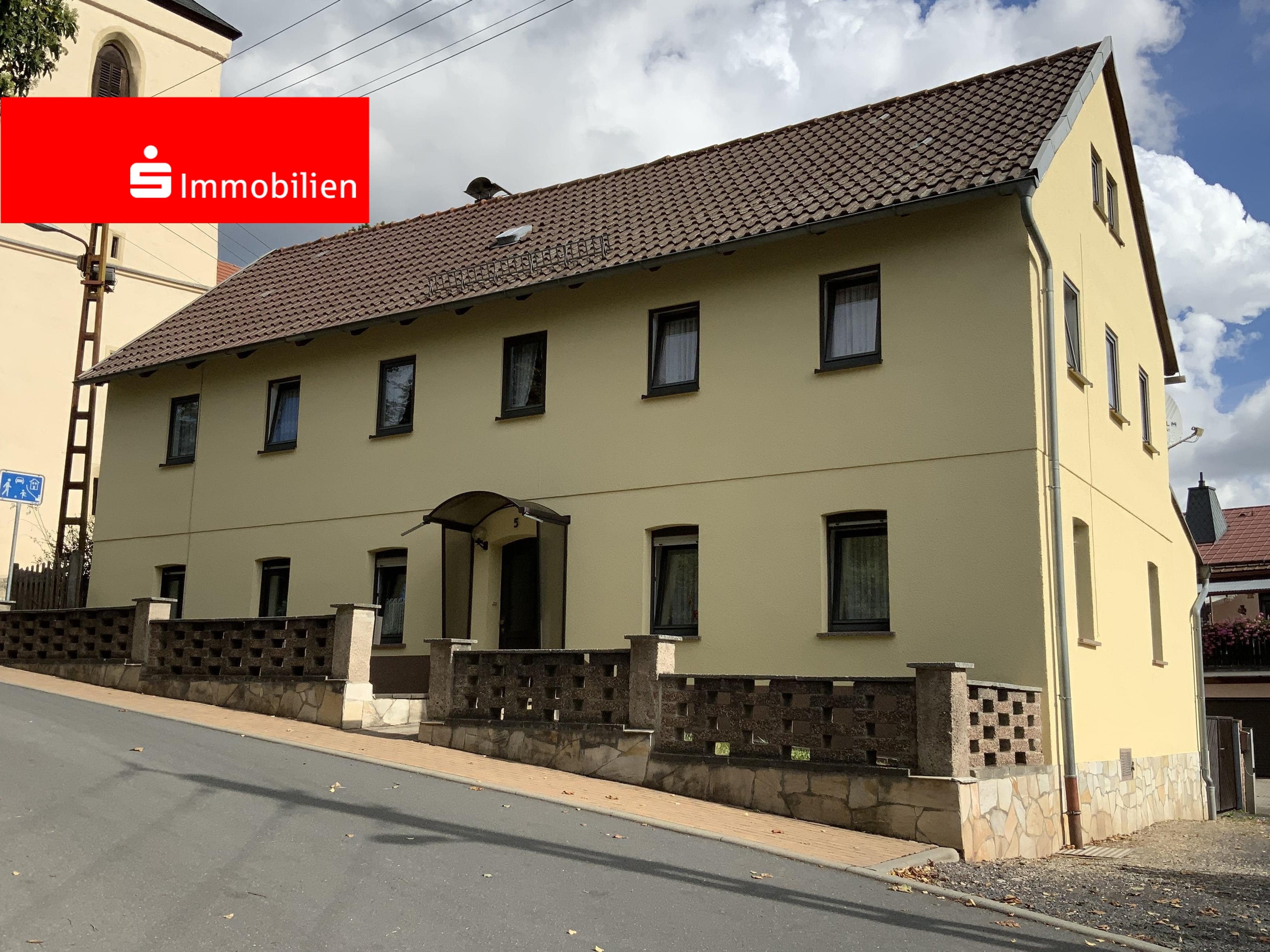 Haus zum Kauf 100.000 € 7 Zimmer 150 m²<br/>Wohnfläche 375 m²<br/>Grundstück Krölpa Krölpa 07387