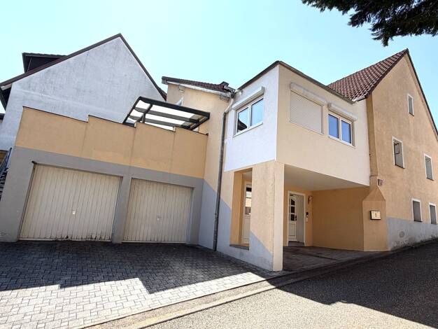Einfamilienhaus zum Kauf 449.000 € 5,5 Zimmer 219 m² 318 m² Grundstück frei ab sofort Bilfingen Kämpfelbach 75236