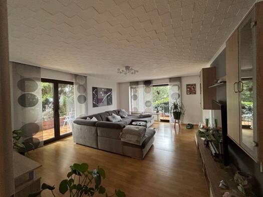 Wohnung zur Miete 1.100 € 5,5 Zimmer 135 m² Geschoss EG/1 frei ab 01.05.2026 Rielasingen Rielasingen-Worblingen 78239