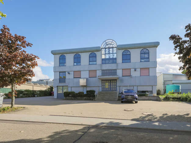 Produktionshalle zum Kauf 1.499.000 € 1.107,8 m² Lagerfläche Altgefäll Pforzheim 75181