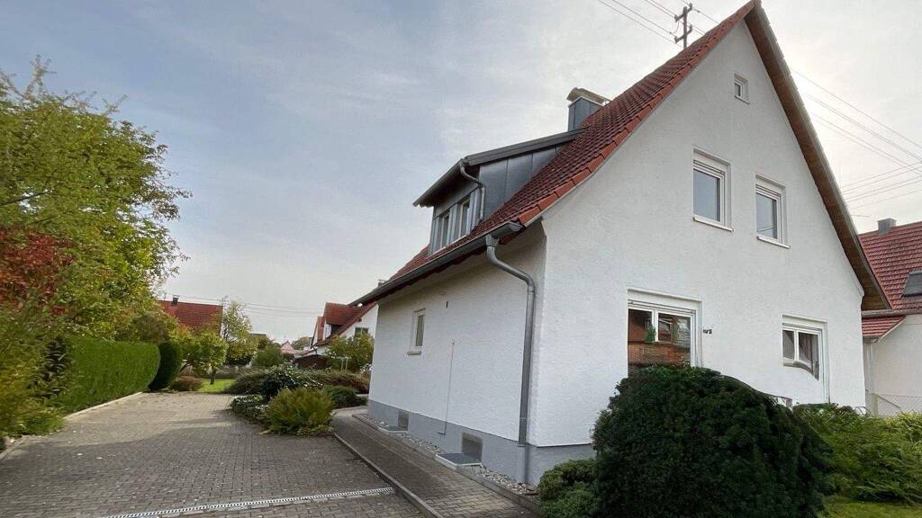 Einfamilienhaus zum Kauf 4 Zimmer 120 m² 918 m² Grundstück frei ab sofort Kinosiedlung untermeitingen 86836