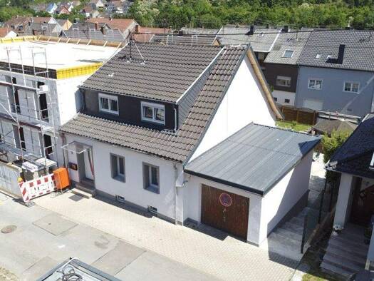 Einfamilienhaus zum Kauf 305.000 € 5 Zimmer 190 m² 660 m² Grundstück Quierschied 66287