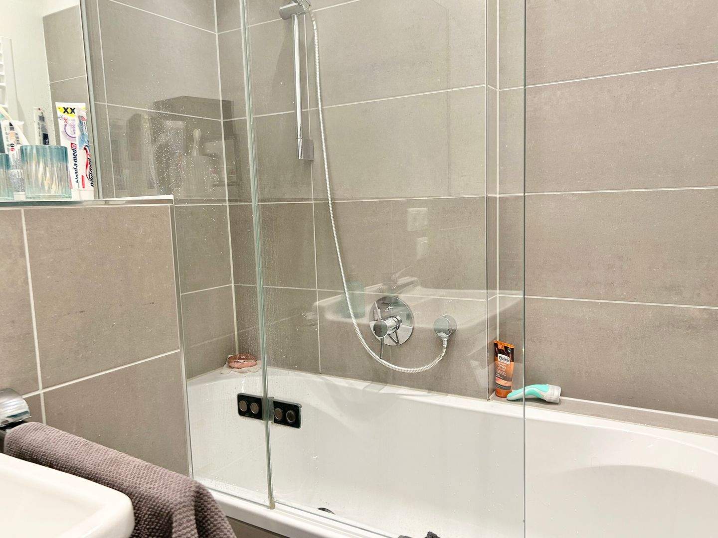 ***COMING HOME***TOP MODERNE 2 ZIMMER WOHNUNG MIT BALKON UND TIEFGARAGEN- STELLPLATZ – Heideloffstr. 22, 90478 Nürnberg – Vorschaubild 9