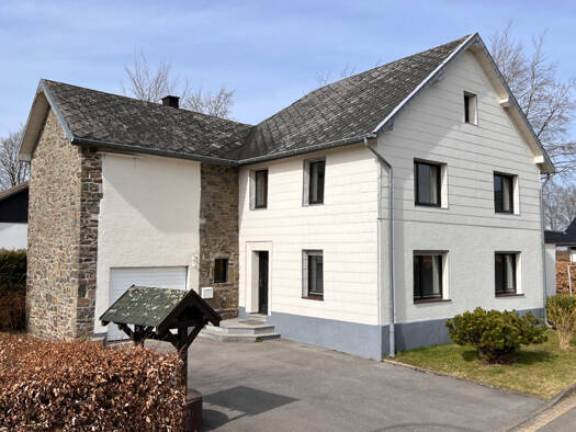 Einfamilienhaus zum Kauf 149.000 € 7 Zimmer 132 m² 587 m² Grundstück Kalterherberg Monschau 52156