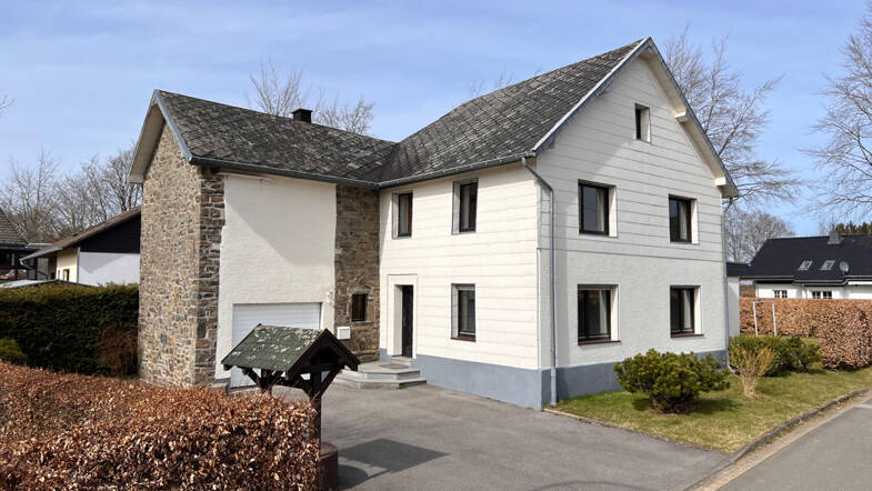 Einfamilienhaus zum Kauf 169.000 € 7 Zimmer 132 m² 587 m² Grundstück Kalterherberg Monschau 52156