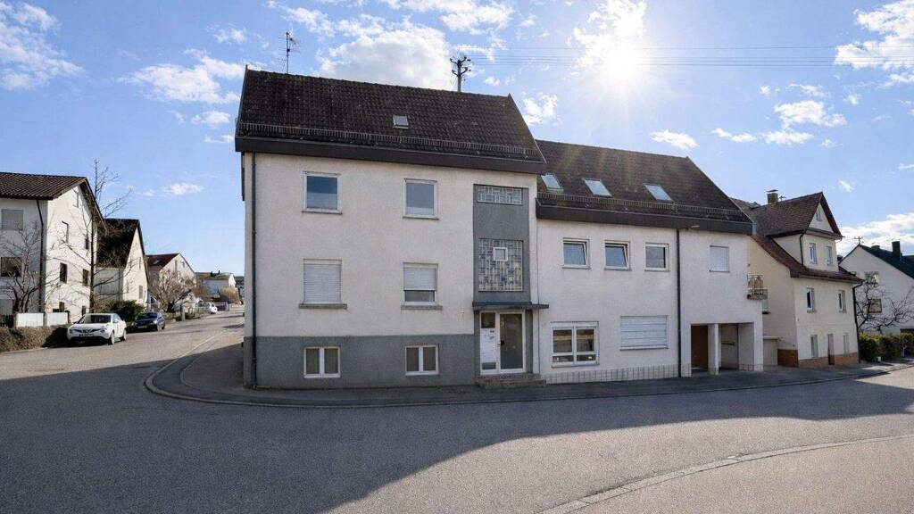 Mehrfamilienhaus zum Kauf als Kapitalanlage geeignet 800.000 € 18 Zimmer 412,6 m² 508 m² Grundstück Kirchberg 71737