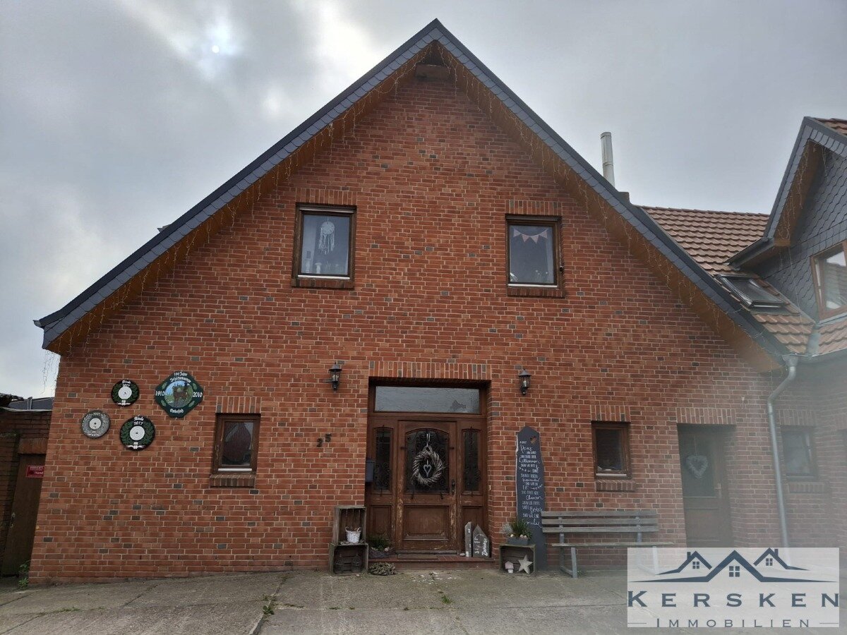 Mehrfamilienhaus zum Kauf 675.000 € 9 Zimmer 340 m²<br/>Wohnfläche 900 m²<br/>Grundstück Riede Riede 27339