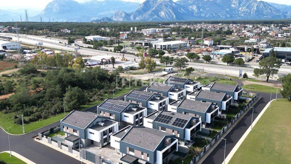 Doppelhaushälfte zum Kauf 370.000 € 5 Zimmer 240 m² Antalya 07190