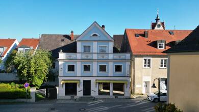 Haus zum Kauf 897.000 € 12 Zimmer 180 m² 403 m² Grundstück Heilig-Geist-Straße 2 Weißenhorn Weißenhorn 89264