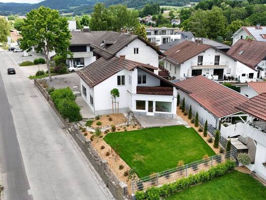 Mehrfamilienhaus zum Kauf provisionsfrei 499.000 € 15 Zimmer 506,3 m² 805 m² Grundstück Schwarzach 94374