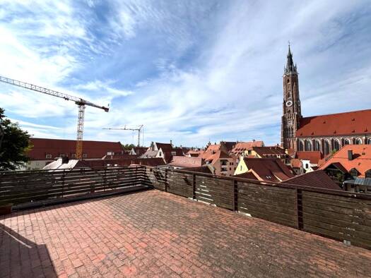 Wohnung zum Kauf 295.000 € 2 Zimmer 64 m² Geschoss 3/3 frei ab sofort Nahensteig 188 a Altstadt Landshut 84028