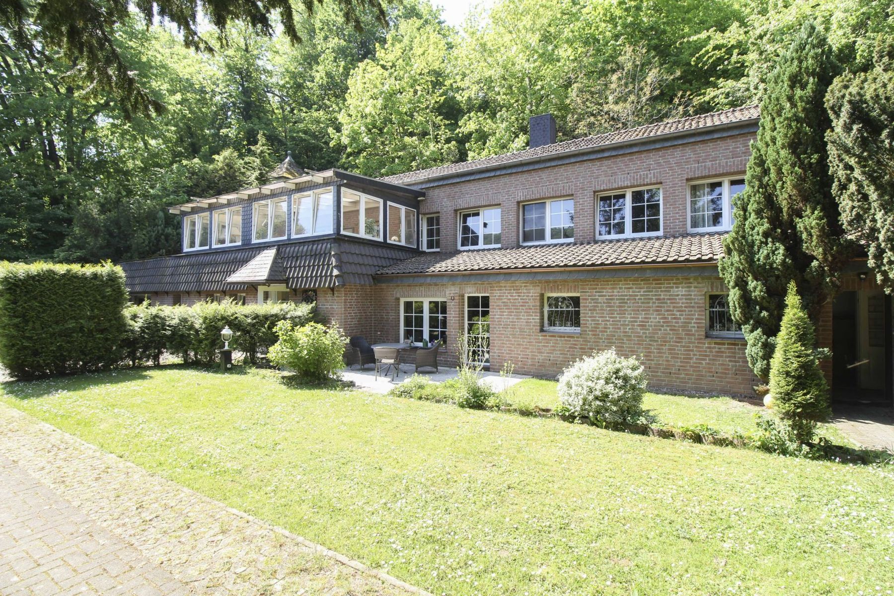 Mehrfamilienhaus zum Kauf provisionsfrei 847.000 € 12 Zimmer 589 m²<br/>Wohnfläche 2.238,1 m²<br/>Grundstück Bodenwerder Bodenwerder 37619