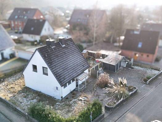 Einfamilienhaus zum Kauf 249.000 € 4 Zimmer 93,9 m² 661 m² Grundstück Mölln 23879