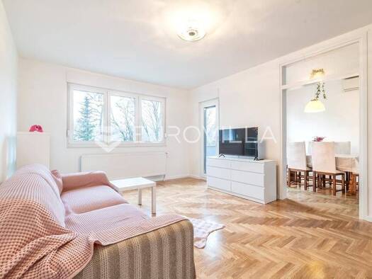 Wohnung zur Miete 1.300 € 2 Zimmer 81 m² 1. Geschoss Vrhovec Sestinski dol