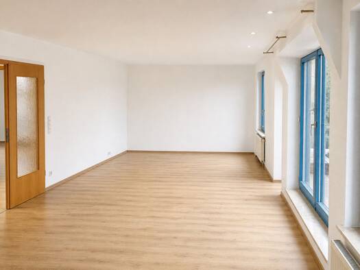 Wohnung zur Miete 950 € 3 Zimmer 105,2 m² 4. Geschoss frei ab sofort Buckau Buckau 39104