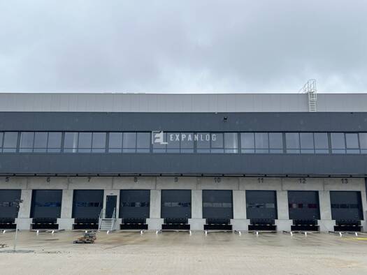 Lagerhalle zur Miete 14.800 m² Lagerfläche teilbar ab 4.800 m² Holzbüttgen Kaarst 41564