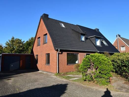 Doppelhaushälfte zum Kauf 249.000 € 3 Zimmer 75 m² 702 m² Grundstück Einfeld Neumünster 24536