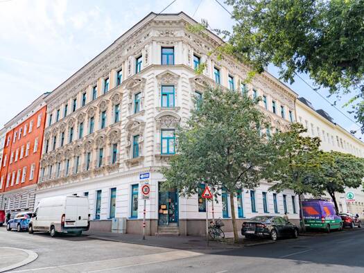 Mehrfamilienhaus zum Kauf als Kapitalanlage geeignet 1.215,8 m² 532 m² Grundstück Wien 1160