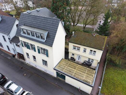 Reihenendhaus zum Kauf 399.000 € 9 Zimmer 191 m² 193 m² Grundstück Lannesdorf Bad Godesberg 53179